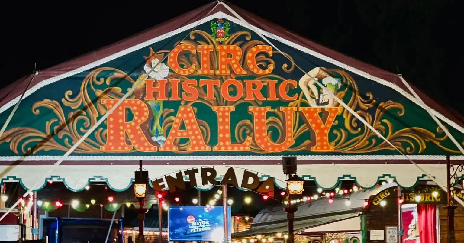 Carlos Raluy Muere Carlos Raluy, referente del circo tradicional español