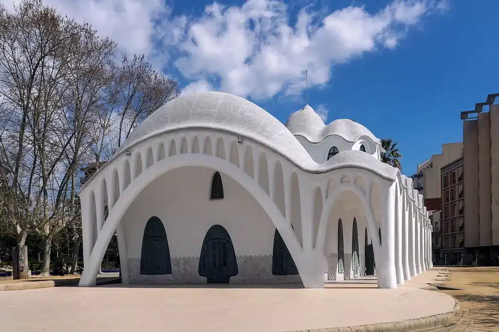 Qué ver y hacer en Terrassa, Barcelona. Imagen de la Masía Freixa.